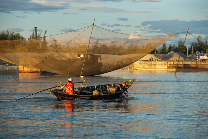 Boat and Chinese Fishing Net