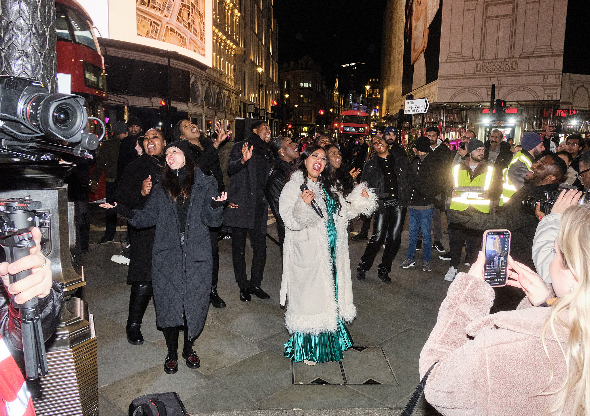 TEM-PLE: Charity: Piccadilly Circus Launch